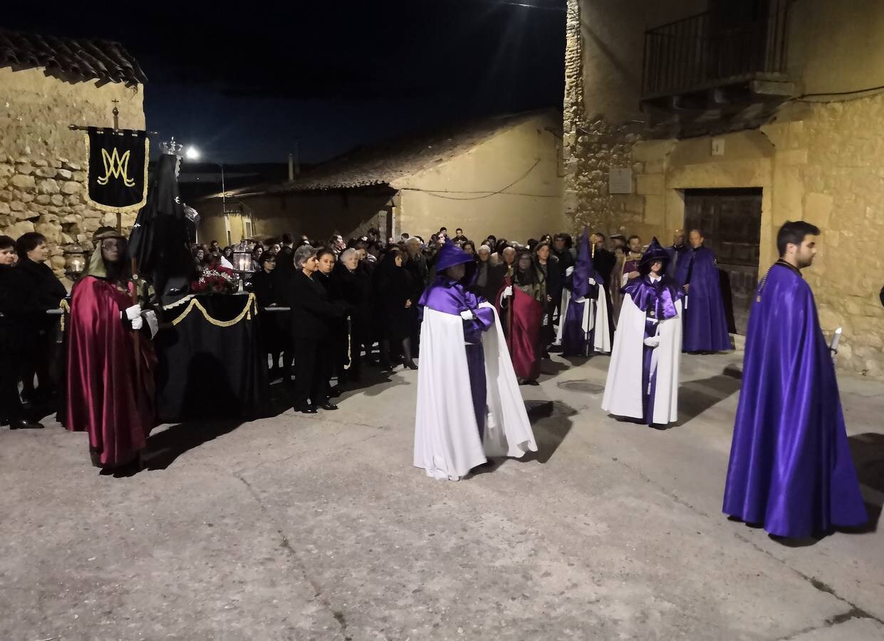 Participaron las cofradías del Santo Sepulcro de la localidad y la del Descendimiento y Santo Cristo de la Buena Muerte de Valladolid