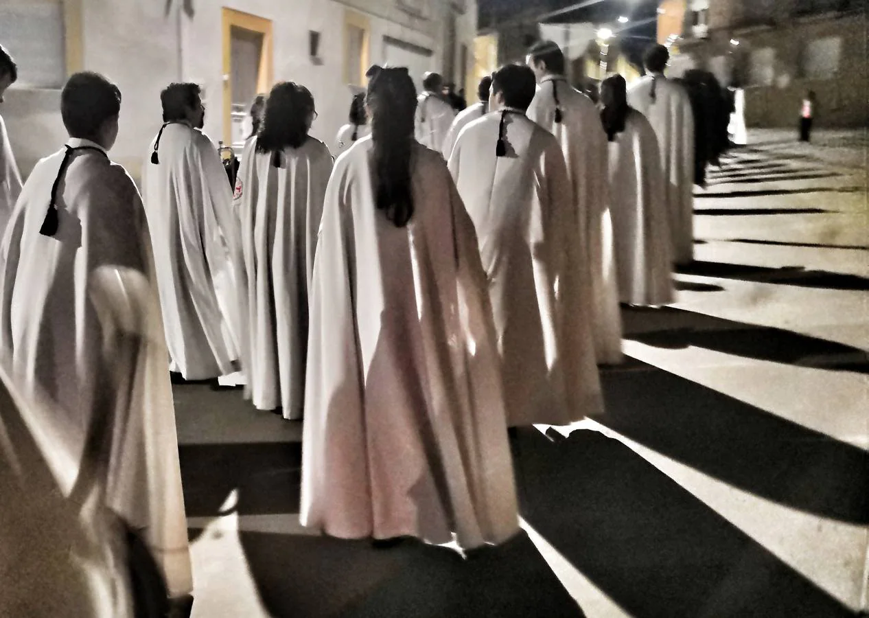 Participaron las cofradías del Santo Sepulcro de la localidad y la del Descendimiento y Santo Cristo de la Buena Muerte de Valladolid