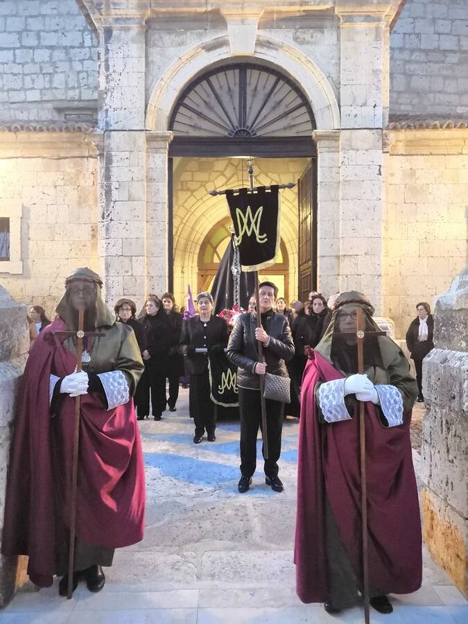 Participaron las cofradías del Santo Sepulcro de la localidad y la del Descendimiento y Santo Cristo de la Buena Muerte de Valladolid