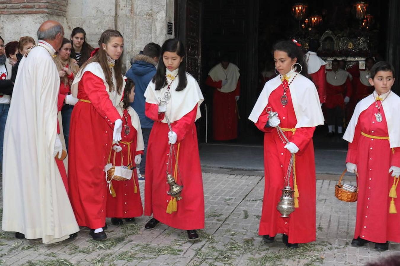 Comitiva de la Cofradía del Despojado en la procesión del Encuentro