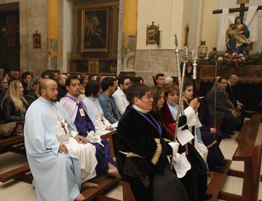Fotos: Ejercicio de Tinieblas en la iglesia de San Agustín