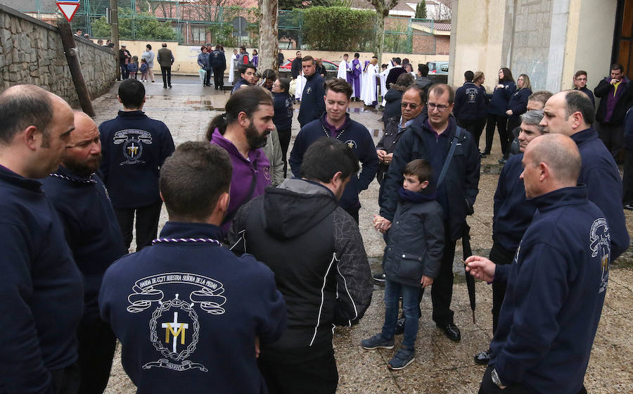 Fotos: Procesiones de Jueves Santo pasadas por agua