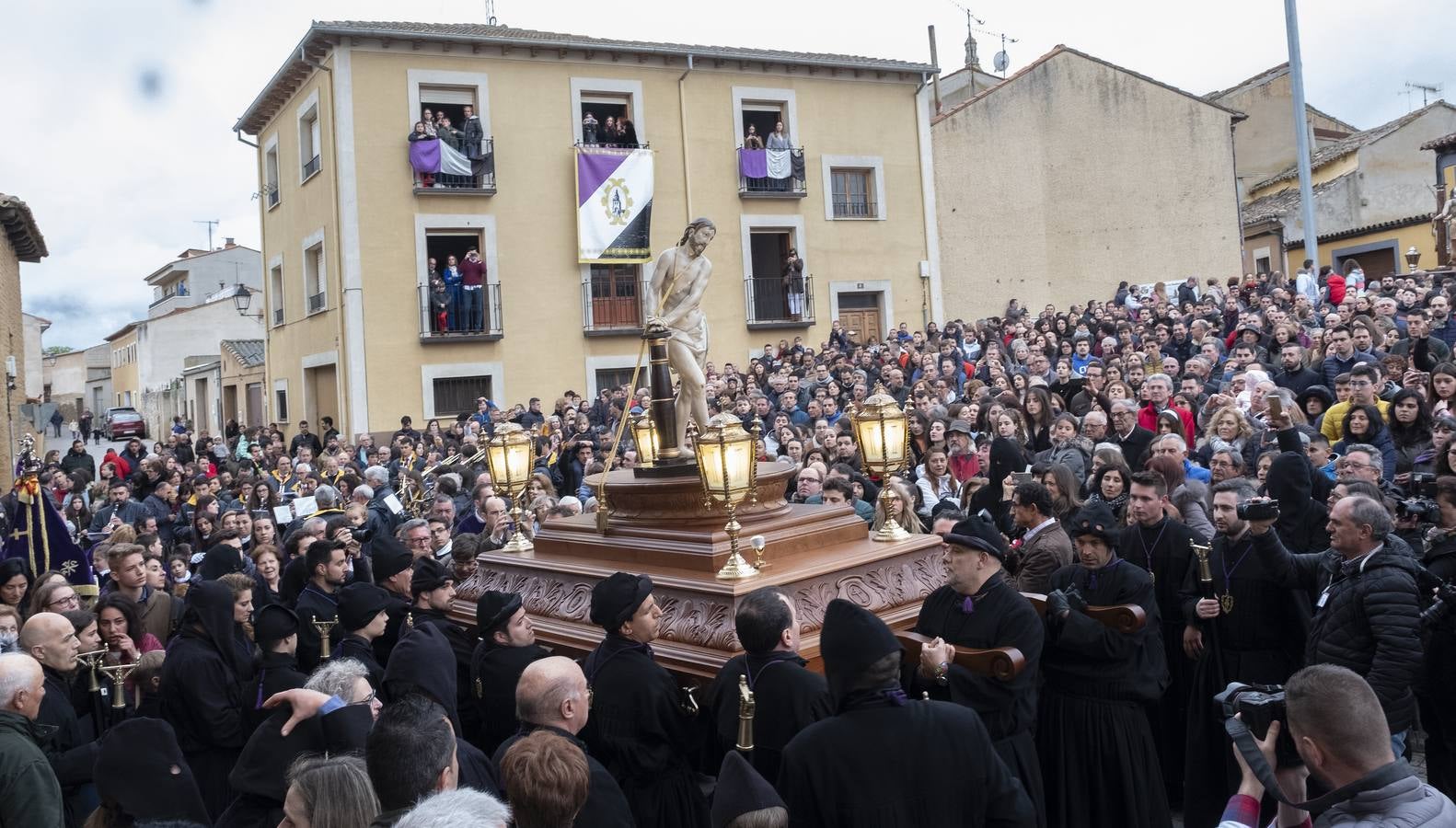 Fotos: Procesión del Mandato y La Pasión en Medina de Rioseco