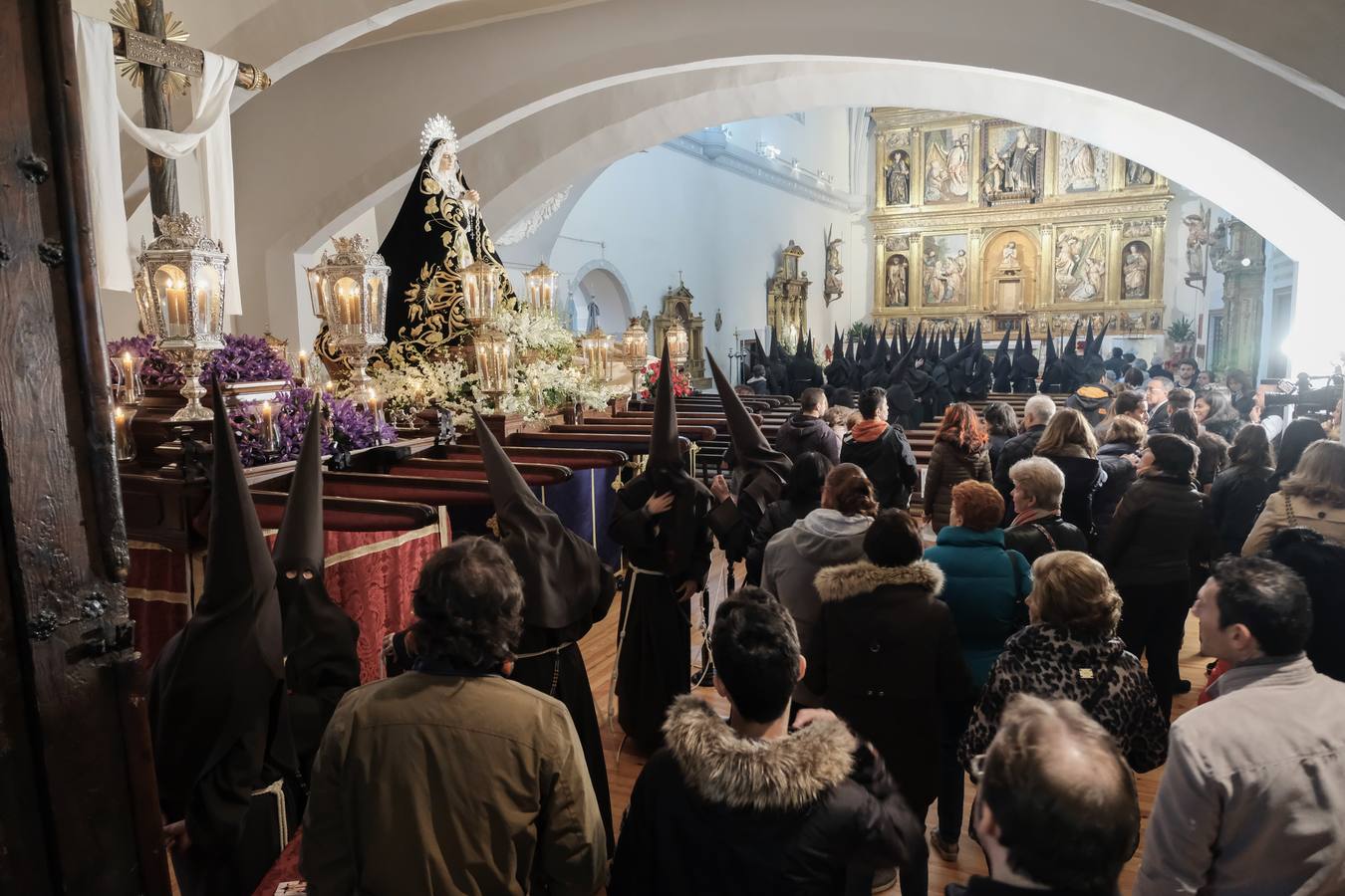 Solo han participado tres de las cinco cofradías que iban a procesionar