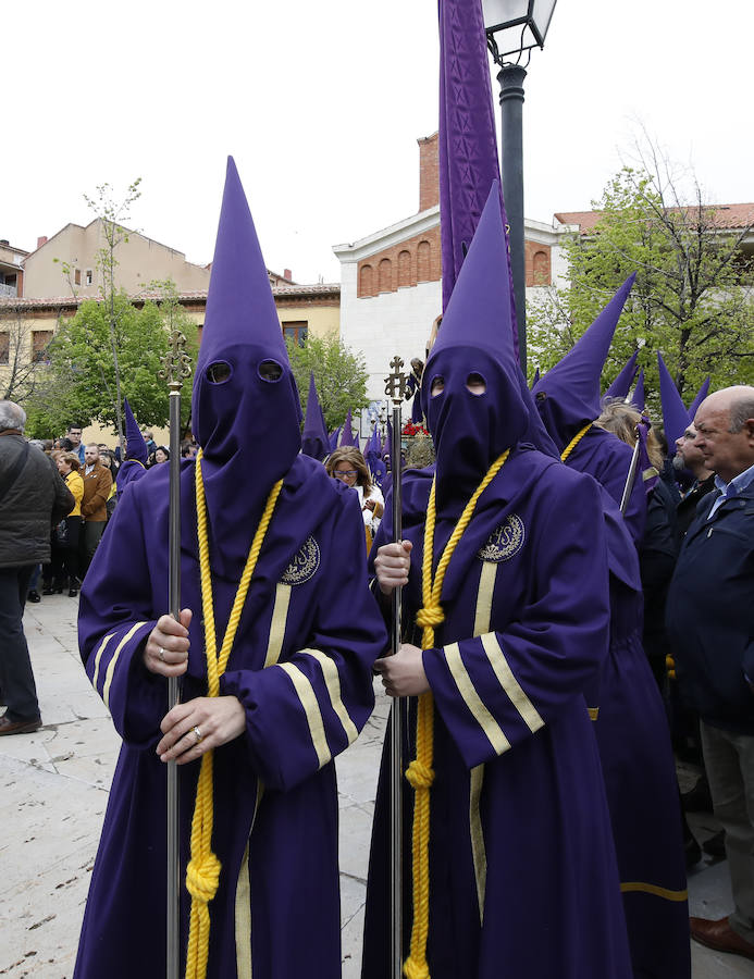 Fotos: La procesión de Los Pasos entre San Pablo y la Catedral