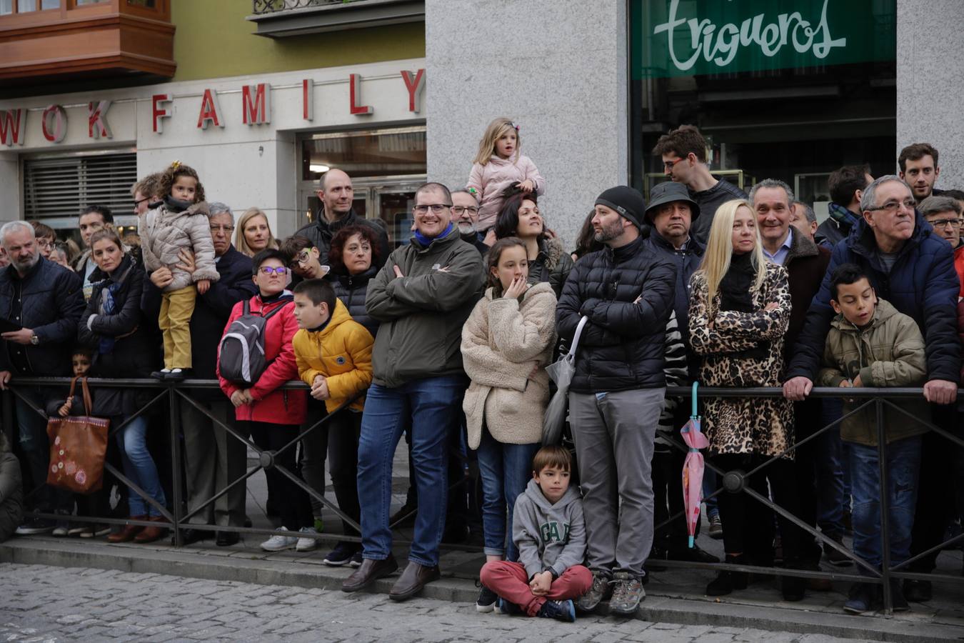 Fotos: Público en la Procesión General de Valladolid (1/3)