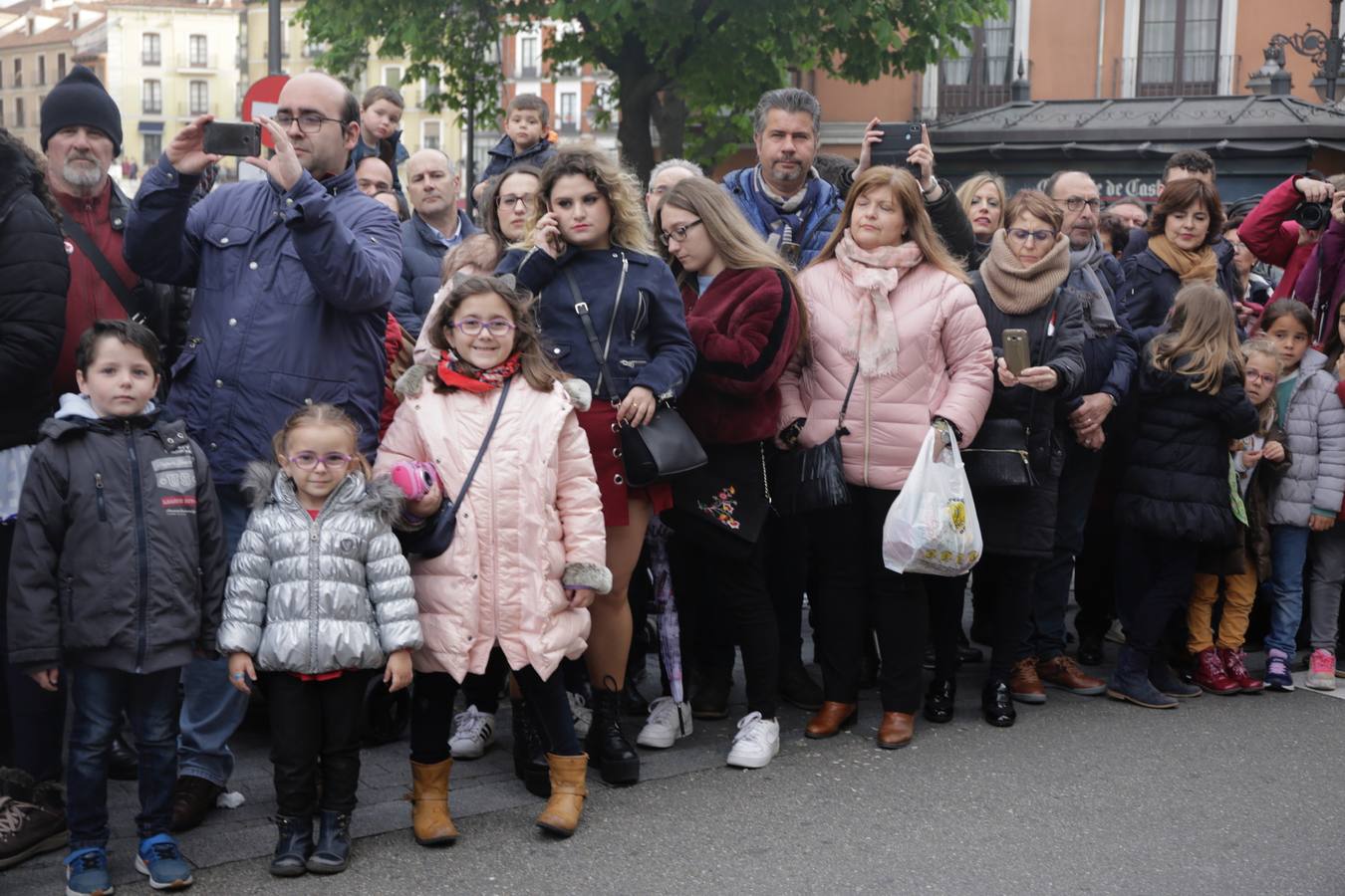 Fotos: Público en la Procesión General de Valladolid (1/3)