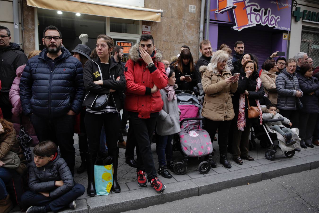 Fotos: Público en la Procesión General de Valladolid (2/3)