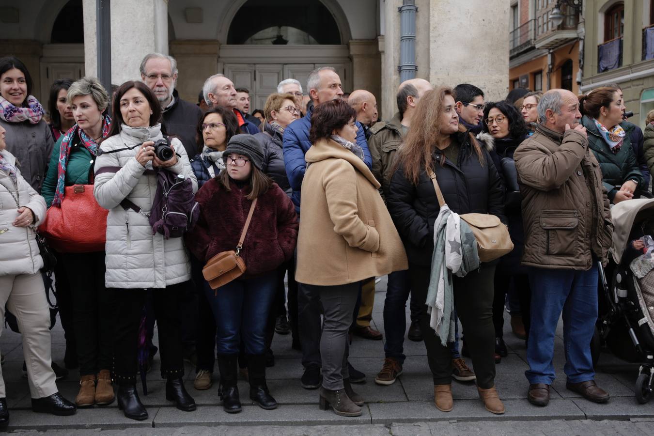 Fotos: Público en la Procesión General de Valladolid (3/3)