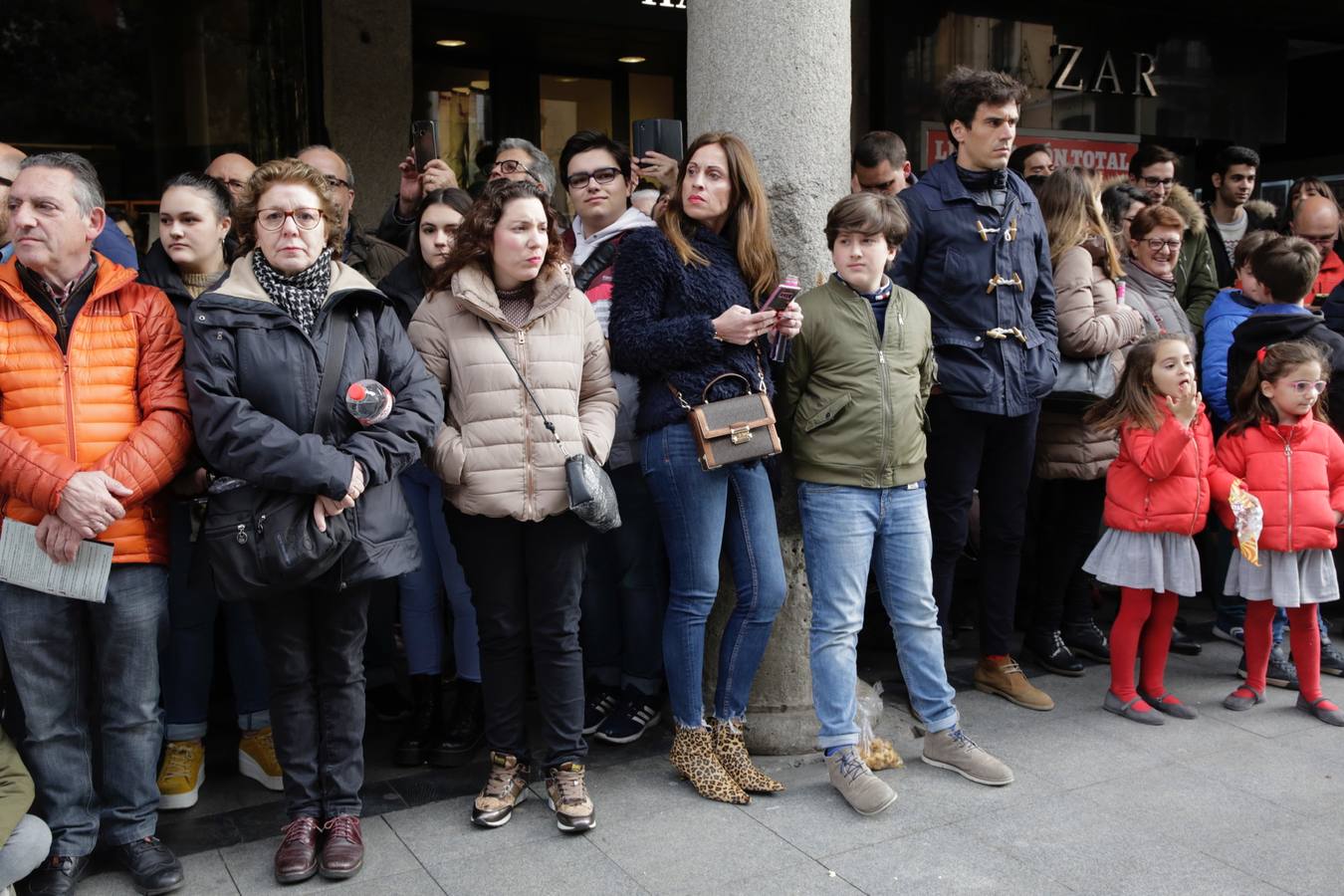 Fotos: Público en la Procesión General de Valladolid (3/3)