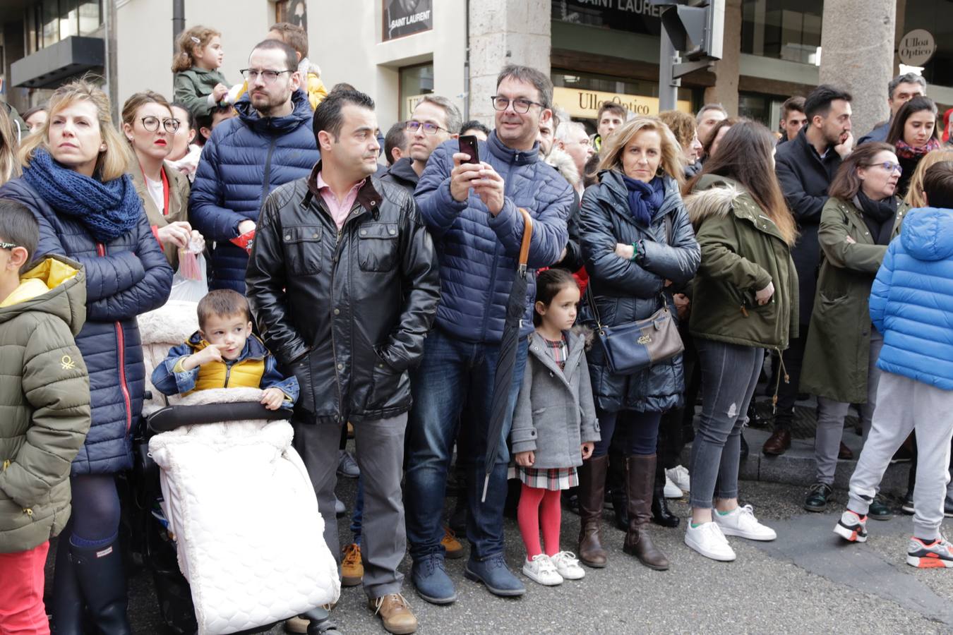 Fotos: Público en la Procesión General de Valladolid (3/3)