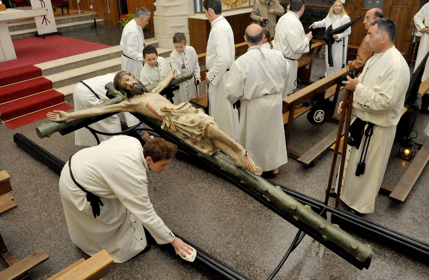 Fotos: Procesión de la Vera Cruz de Medina del Campo, suspendida por la lluvia
