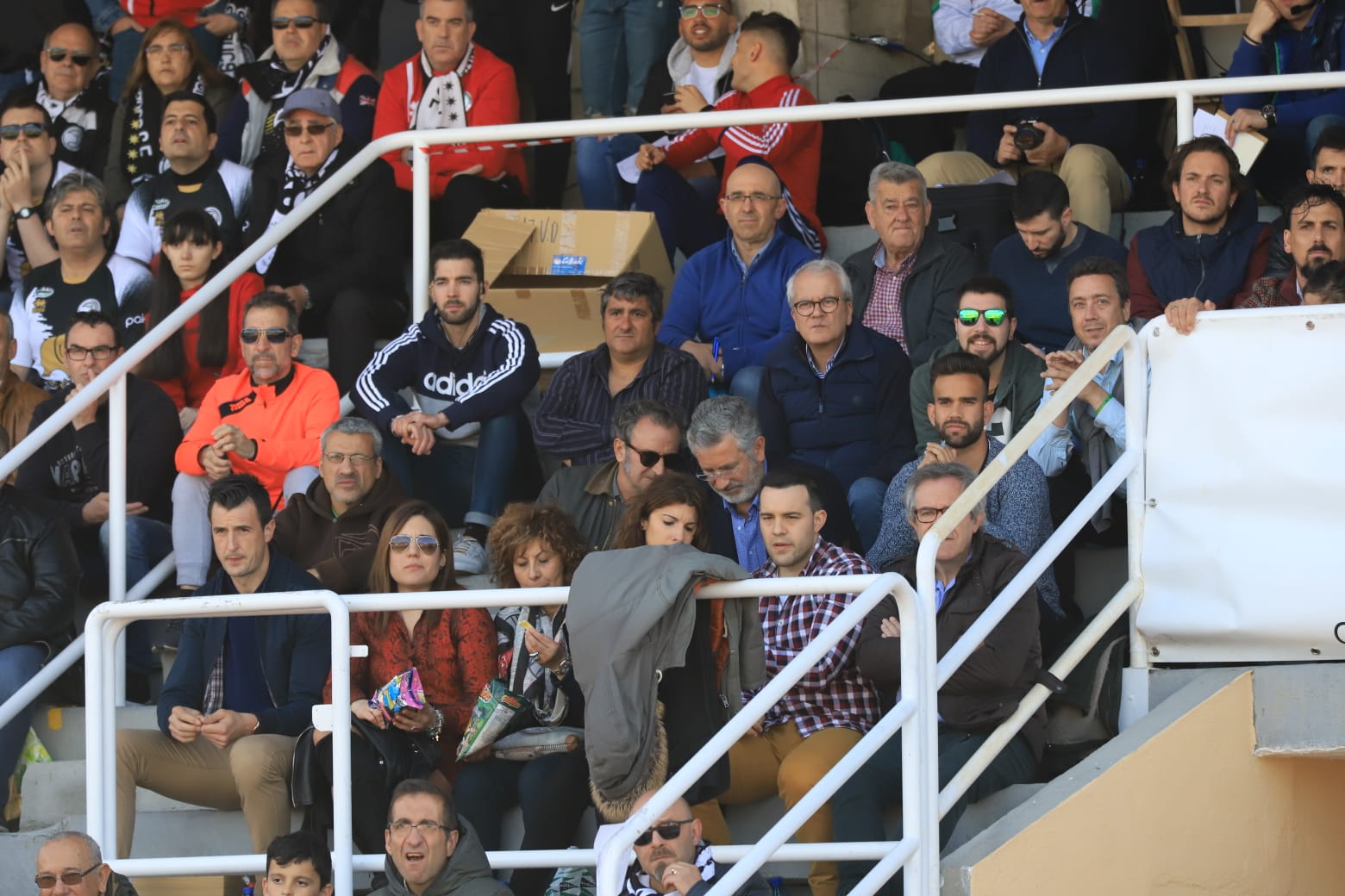 El equipo de la capital vence con un tanto de penalti de Carlos de la Navega y aleja a los chacineros del sueño de pelear por el play-off (1-0)