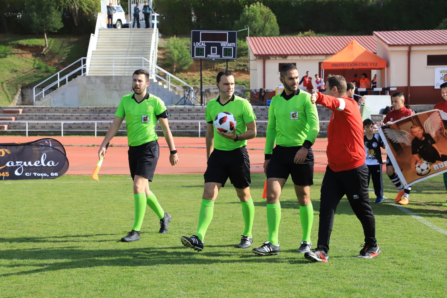 El equipo de la capital vence con un tanto de penalti de Carlos de la Navega y aleja a los chacineros del sueño de pelear por el play-off (1-0)