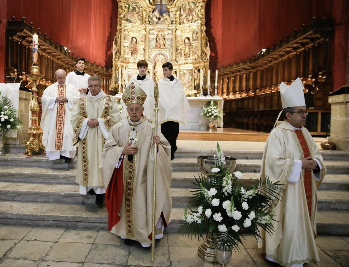 Fotos: Procesión del Encuentro de Jesús Resucitado con la Virgen de la Alegría en Valladolid (2/2)