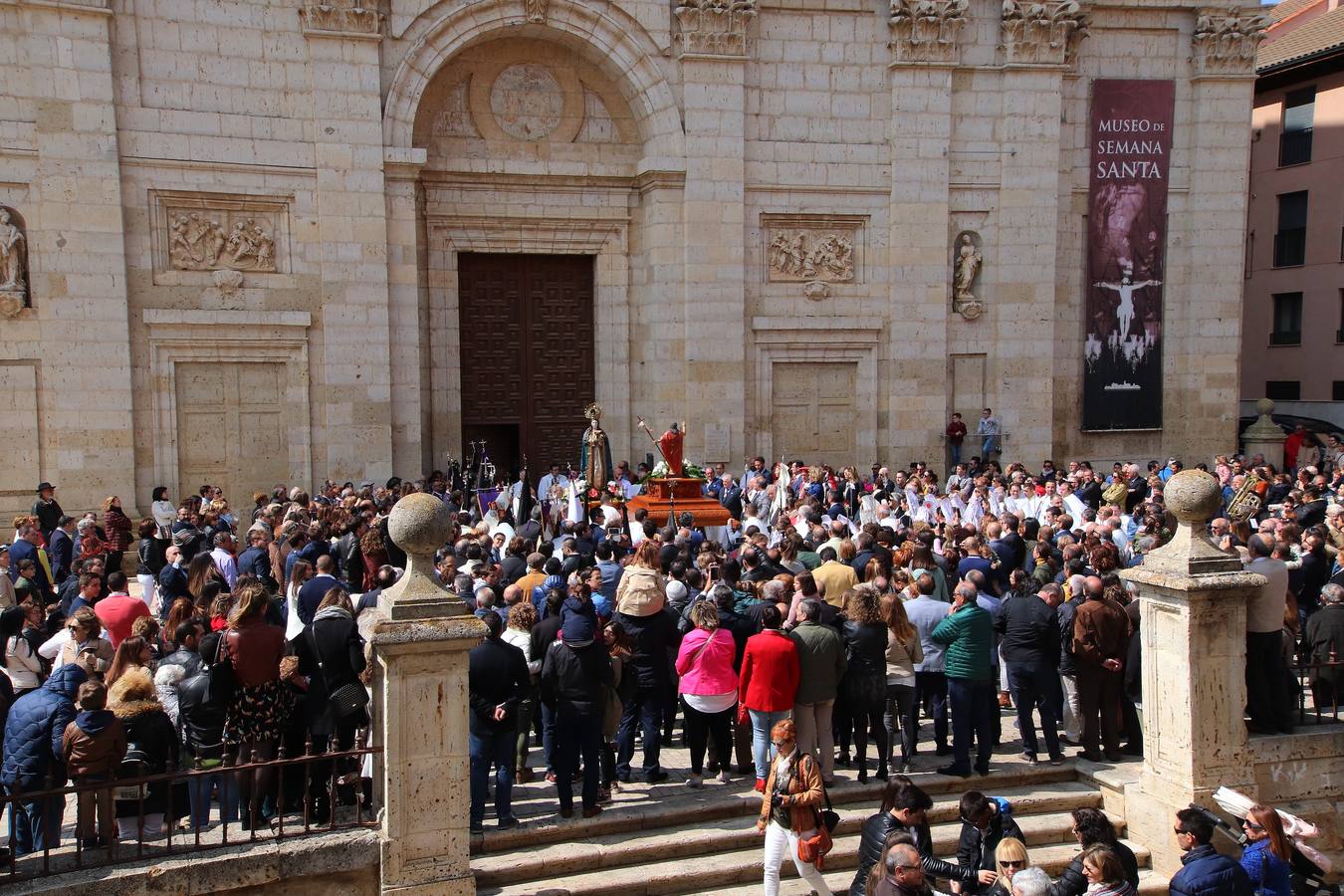 Fotos: Procesión de Cristo Resucitado y el Santo Encuentro en Medina de Rioseco