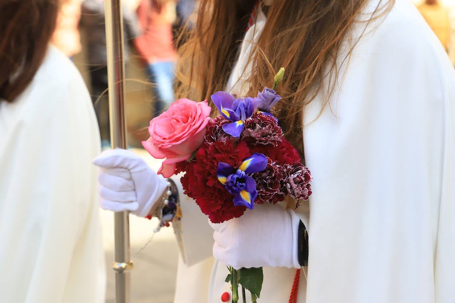 Fotos: Procesión del Encuentro entre la Virgen de la Alegría y Jesús Resucitado en Salamanca