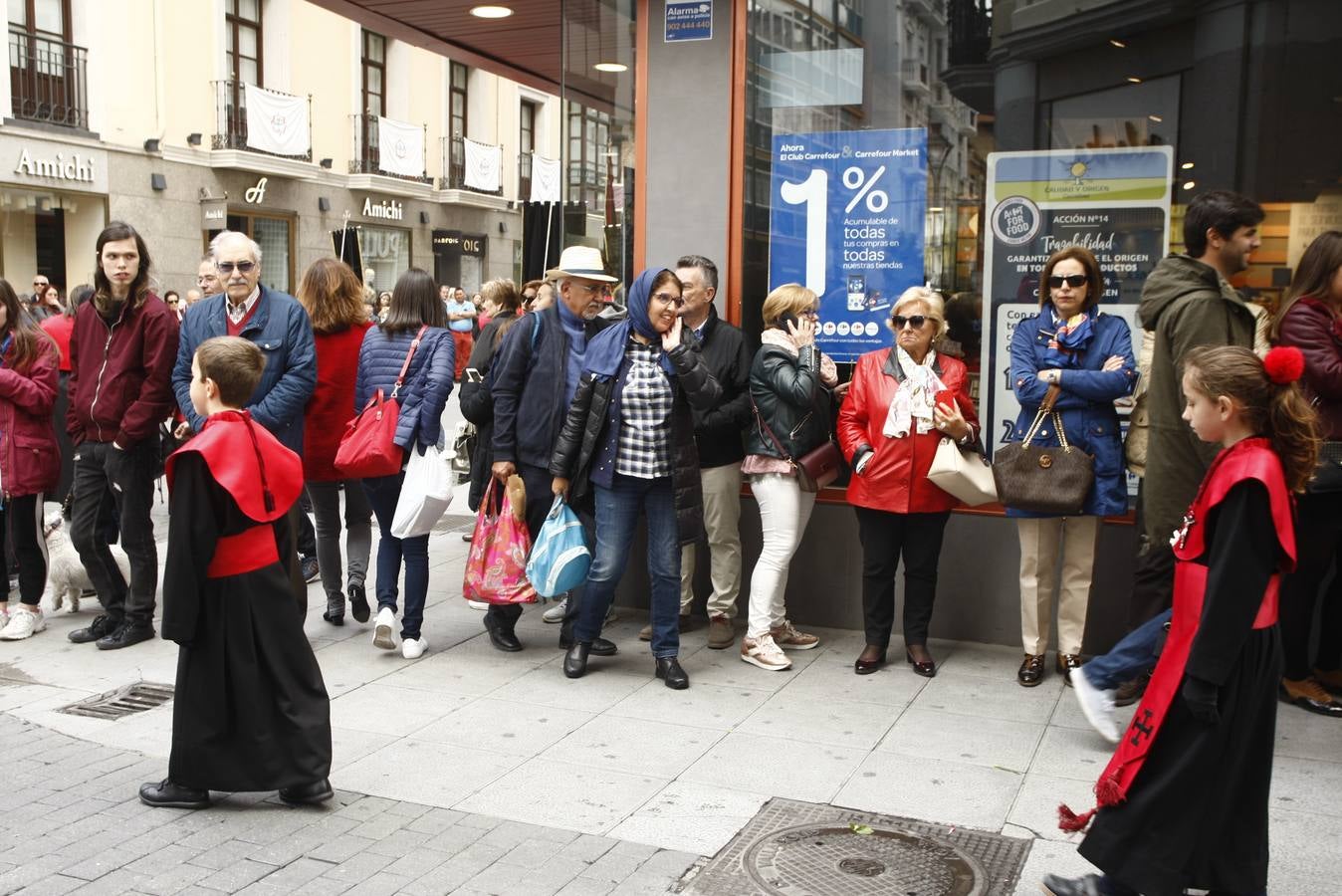 Fotos: Público en la Procesión del Encuentro en Valladolid (3/4)