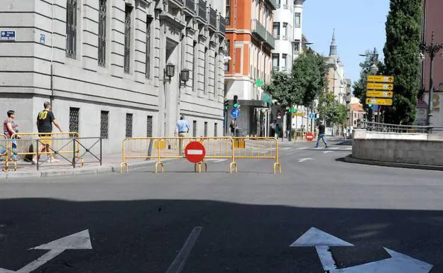 Calles de Valladolid cerradas al tráfico en una situación de contaminación. 