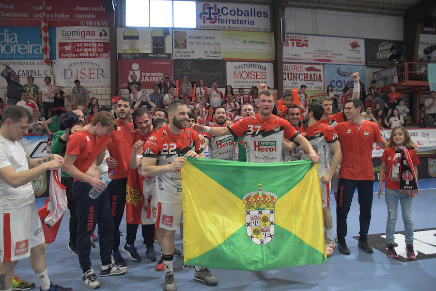 Fotos: Viveros Herol Balonmano Nava celebra el ascenso a Asobal