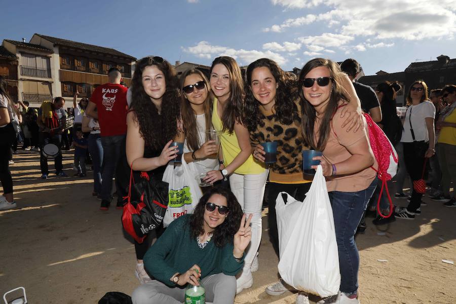 Fotos: Joranada del sábado en la Concentración de Charangas de Peñafiel