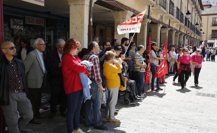 Fotos: Manifestación del 1 de Mayo en Palencia