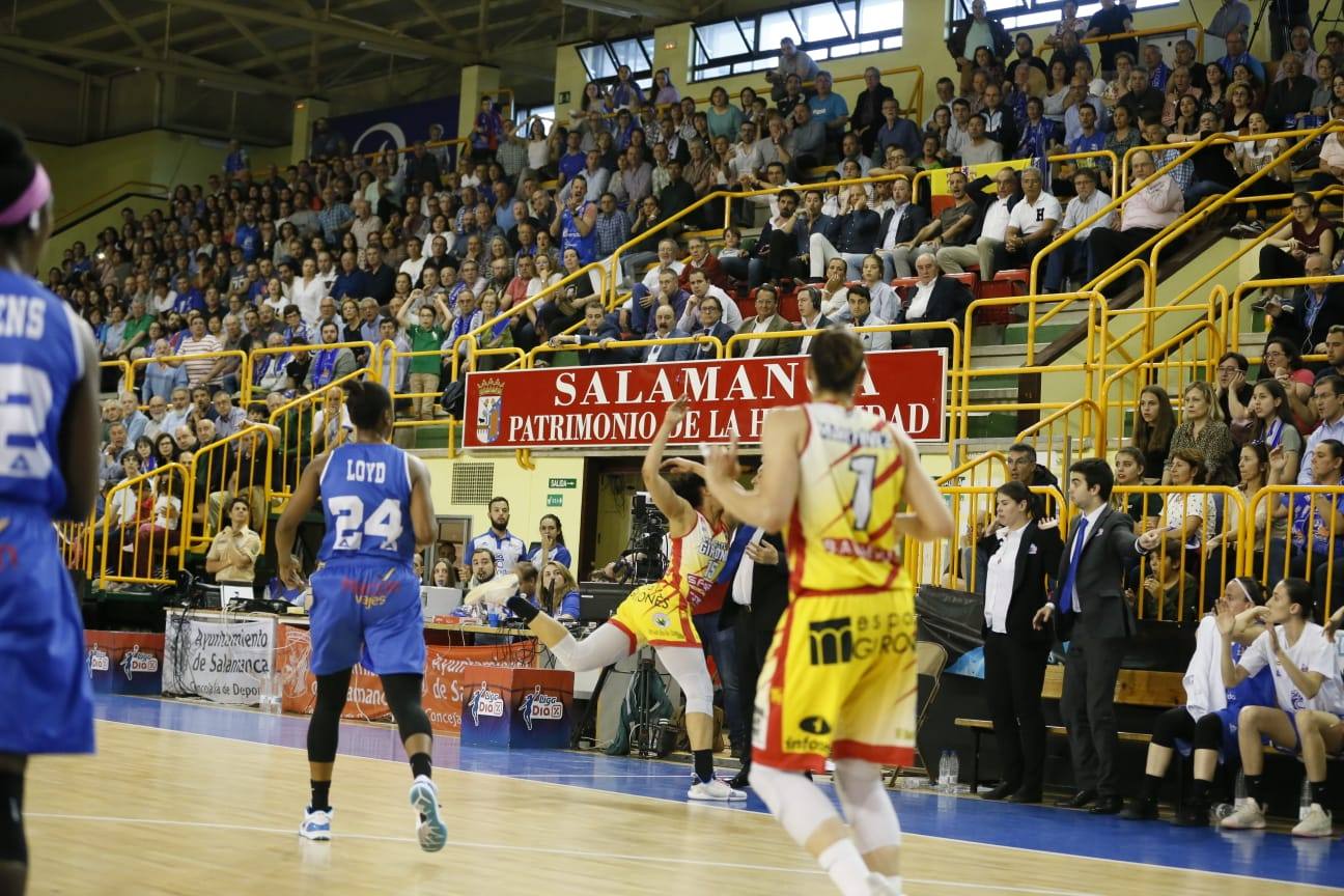 Fotos: Primer partido de la final Avenida-Girona 1