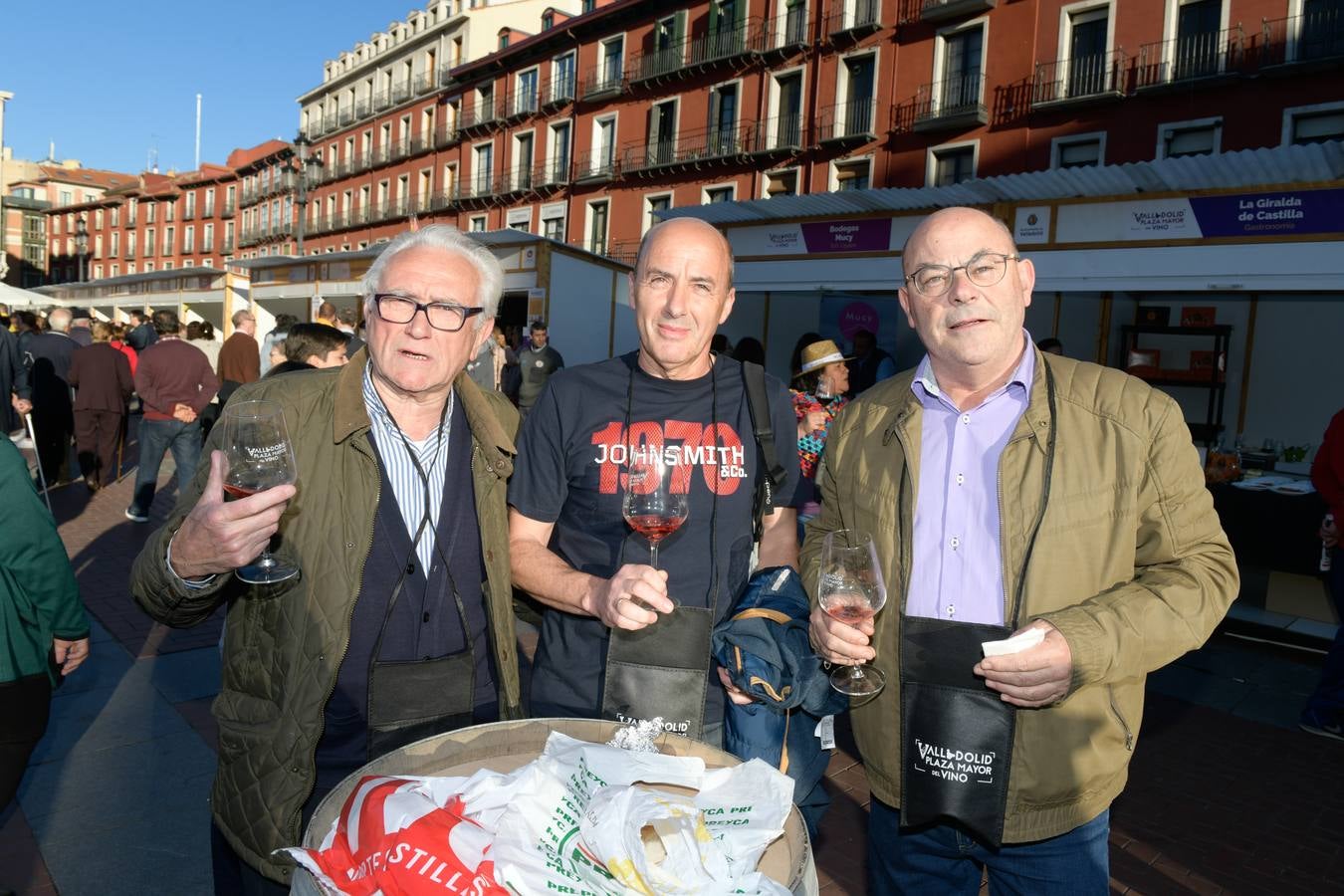 Fotos: &#039;Valladolid, Plaza Mayor del Vino&#039; el viernes por la tarde