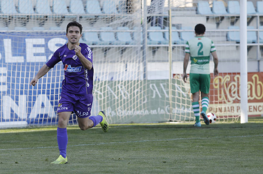 Fotos: Palencia Cristo Atlético 3 - 0 CD La Virgen del Camino