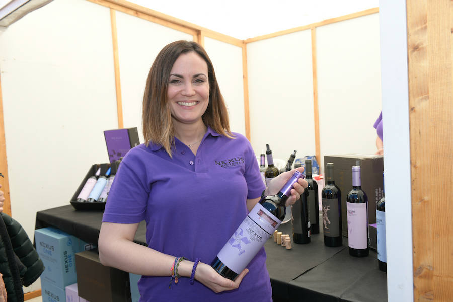 La Plaza Mayor de Valladolid ha acogido esta mañana la segunda jornada de la cita Valladolid, Plaza Mayor del Vino
