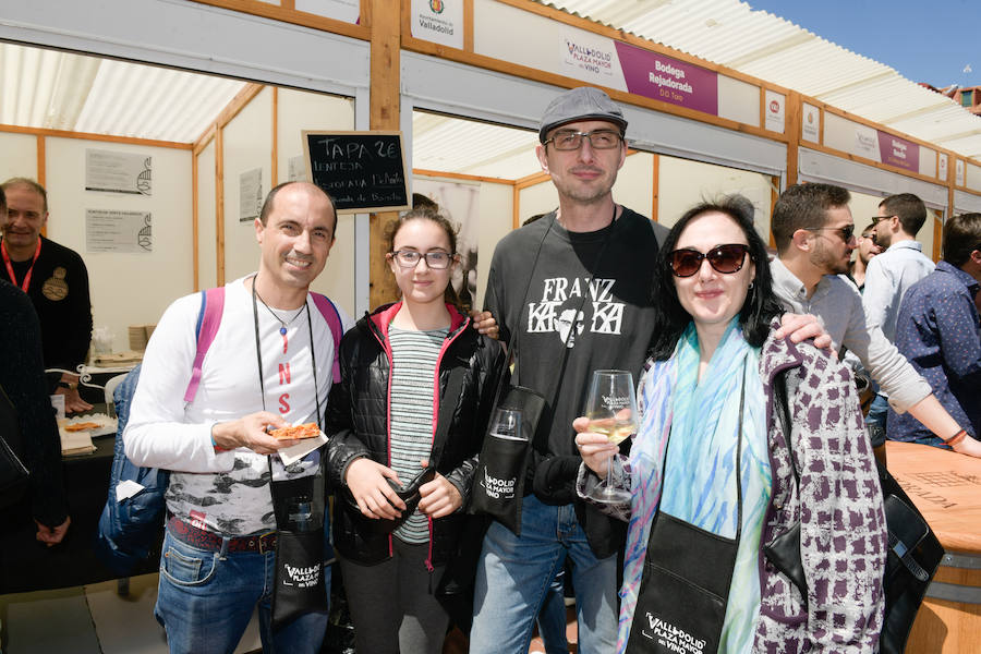 La Plaza Mayor de Valladolid ha acogido esta mañana la segunda jornada de la cita Valladolid, Plaza Mayor del Vino