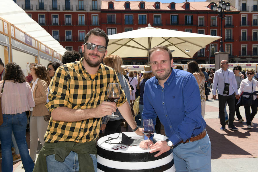La Plaza Mayor de Valladolid ha acogido esta mañana la segunda jornada de la cita Valladolid, Plaza Mayor del Vino