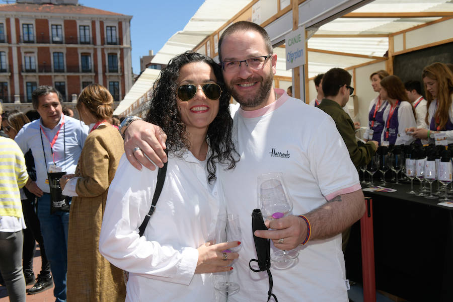 La Plaza Mayor de Valladolid ha acogido esta mañana la segunda jornada de la cita Valladolid, Plaza Mayor del Vino