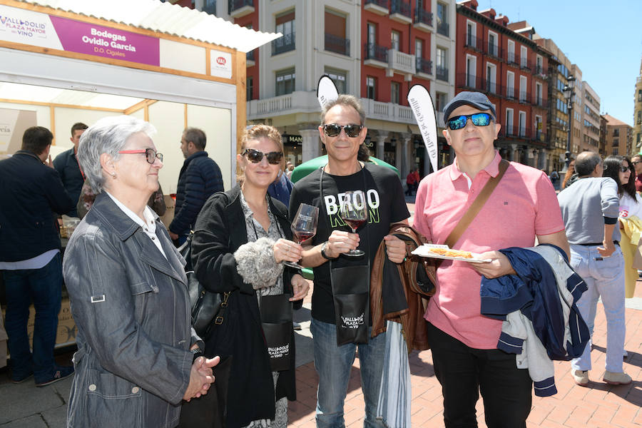 La Plaza Mayor de Valladolid ha acogido esta mañana la segunda jornada de la cita Valladolid, Plaza Mayor del Vino