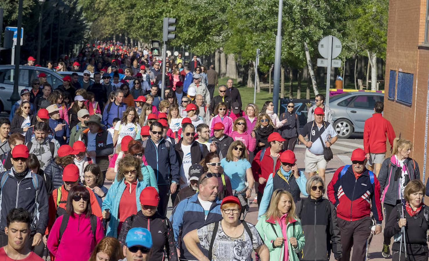 Participantes en la 42 edición de la Marcha Asprona en Valladolid