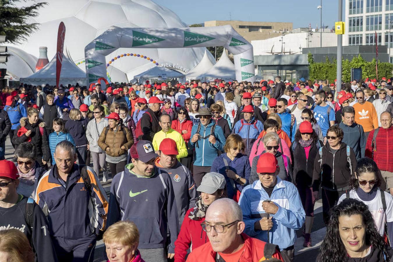 Participantes en la 42 edición de la Marcha Asprona en Valladolid