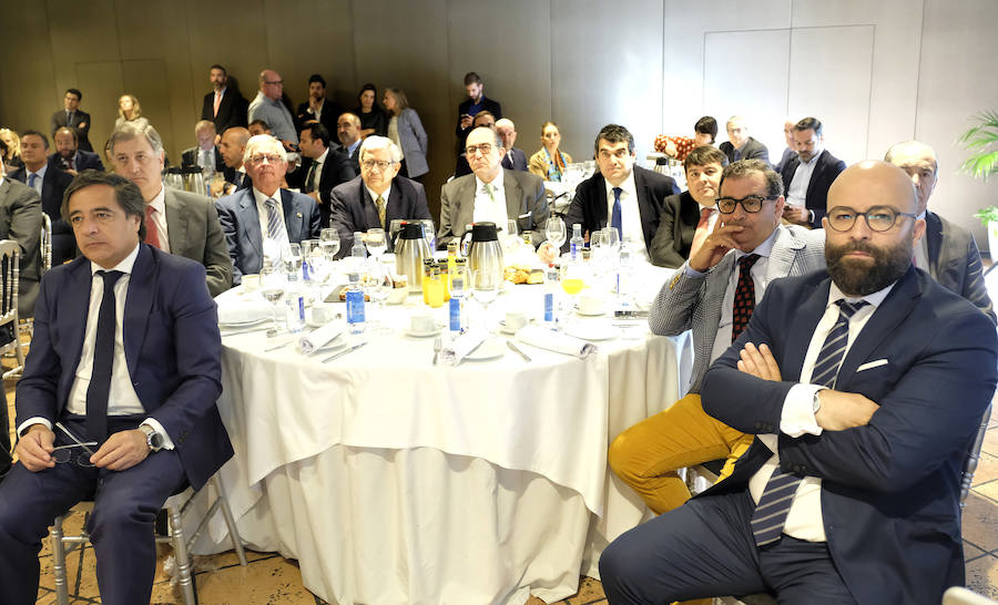 Manuel Salgado, Manuel Hernández, Armando Reinoso, Jesús Gerbolés, Emilio Martínez, Fernando Anta, Carlos Rey, Cipriano García, Narciso Prieto y Domingo Rodríguez