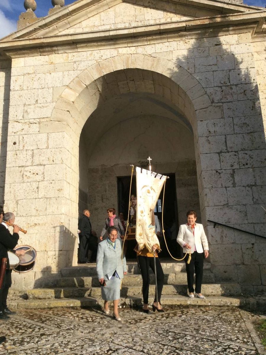 Fotos: Procesión de San Miguel en Castrodeza