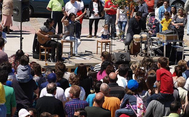 Fiestas en honor a San Pedro Regalado en Laguna de Duero, en ediciones anteriores. 