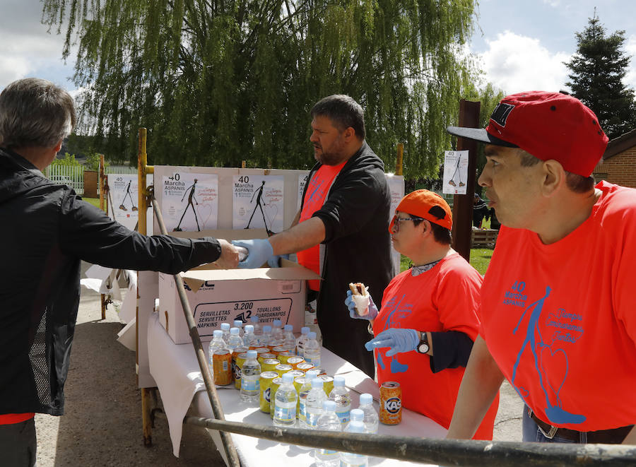Fotos: Palencia se entrega a la marcha Aspanis