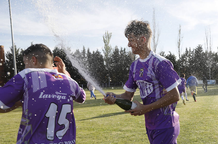 Fotos: Ascenso del Becerril a Tercera