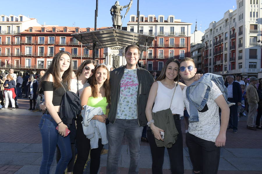 No importó que el martes fuera día de faena, los vallisoletanos aprovecharon el buen tiempo y remataron la fiesta de su patrón en el concierto de la Orquesta Panorama, que concentró público de todas las edades.