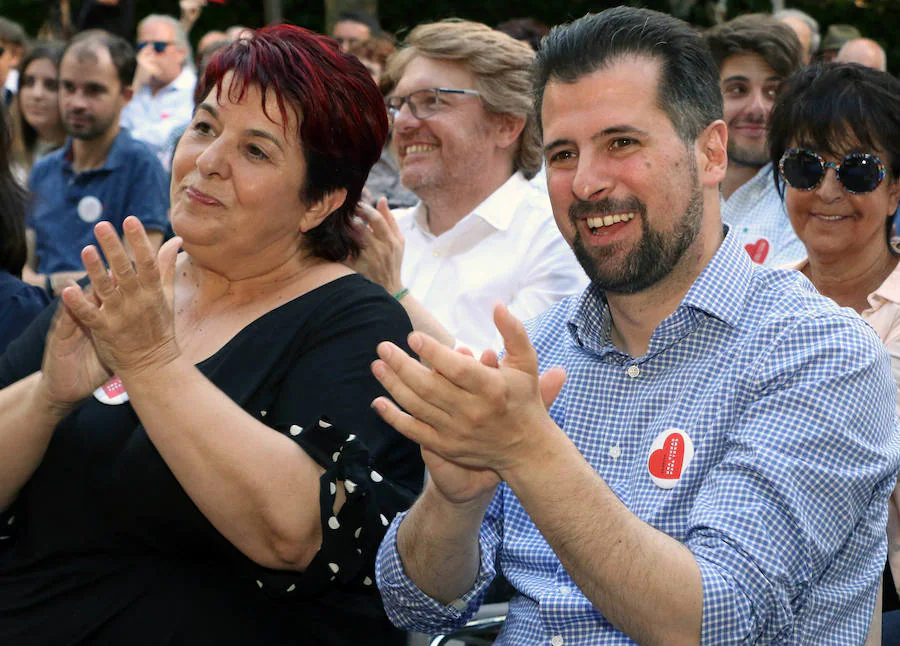 Fotos: Luis Tudanca arropa a los candidatos del PSOE en Segovia