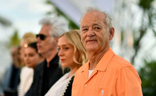 Bill Murray, Chloe Sevigny y Jim Jarmusch, durante la presentación de 'The Dead Don't Die', que abrió la 72 edición del Festival de Cannes. 