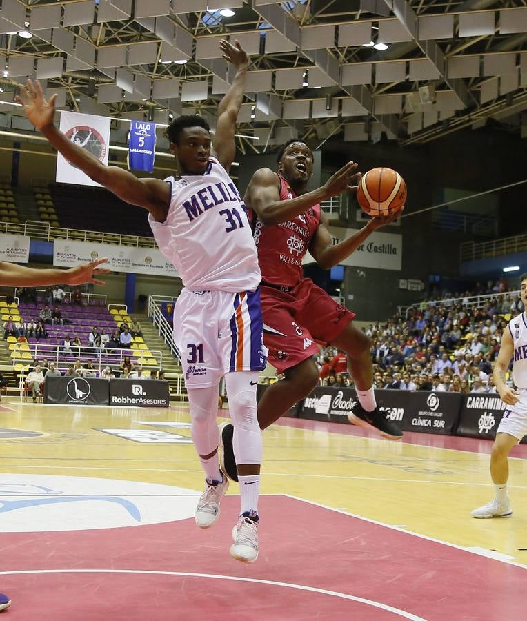Fotos: El Carramimbre vence al Melilla por 85-64 y se adelanta en la eliminatoria