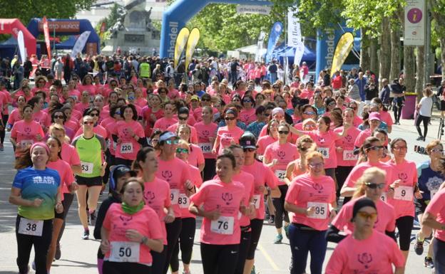 La III Carrera y Marcha de las Mujeres recorre el casco histórico de Valladolid