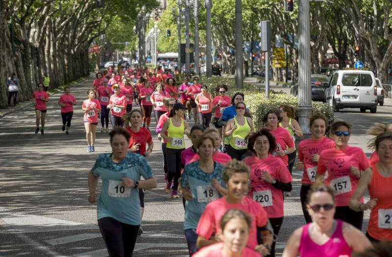 El Campo Grande se tiñó ayer de rosa para disfrutar de la tercera Carrera y Marcha de las Mujeres, que organizó El Norte de Castilla. El triunfo individual fue para Andrea Román (190), pero la clasificación general fue para todas las mujeres.