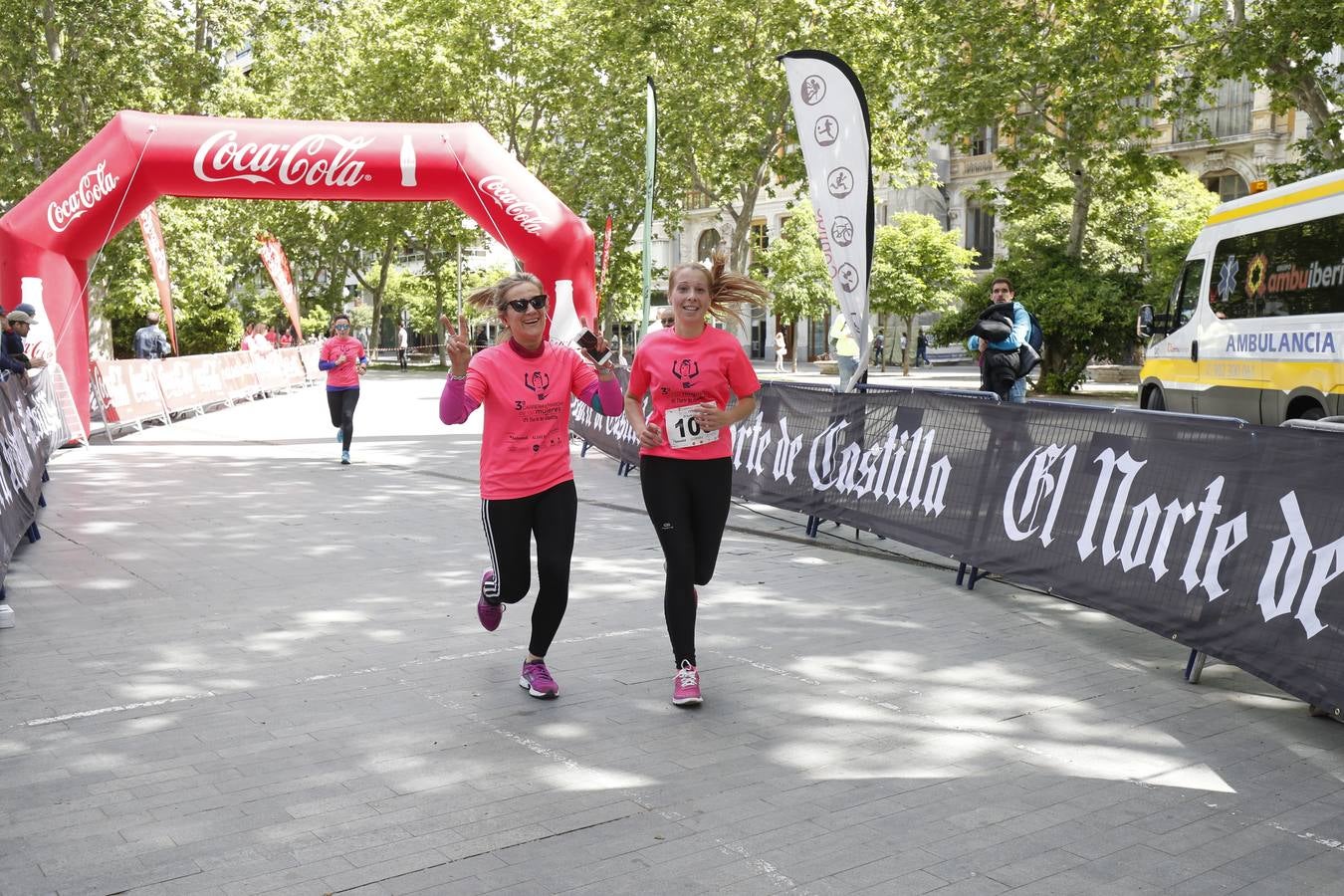 La buena mañana acompañó a las participantes en la Carrera y Marcha de las Mujeres, organizada por El Norte de Castilla. 