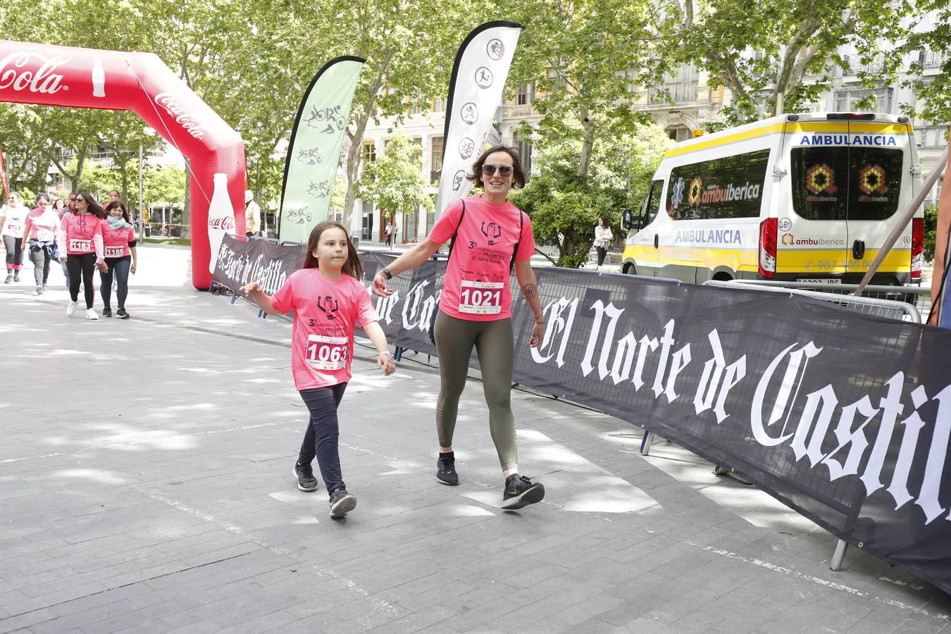 La buena mañana acompañó a las participantes en la Carrera y Marcha de las Mujeres, organizada por El Norte de Castilla. 