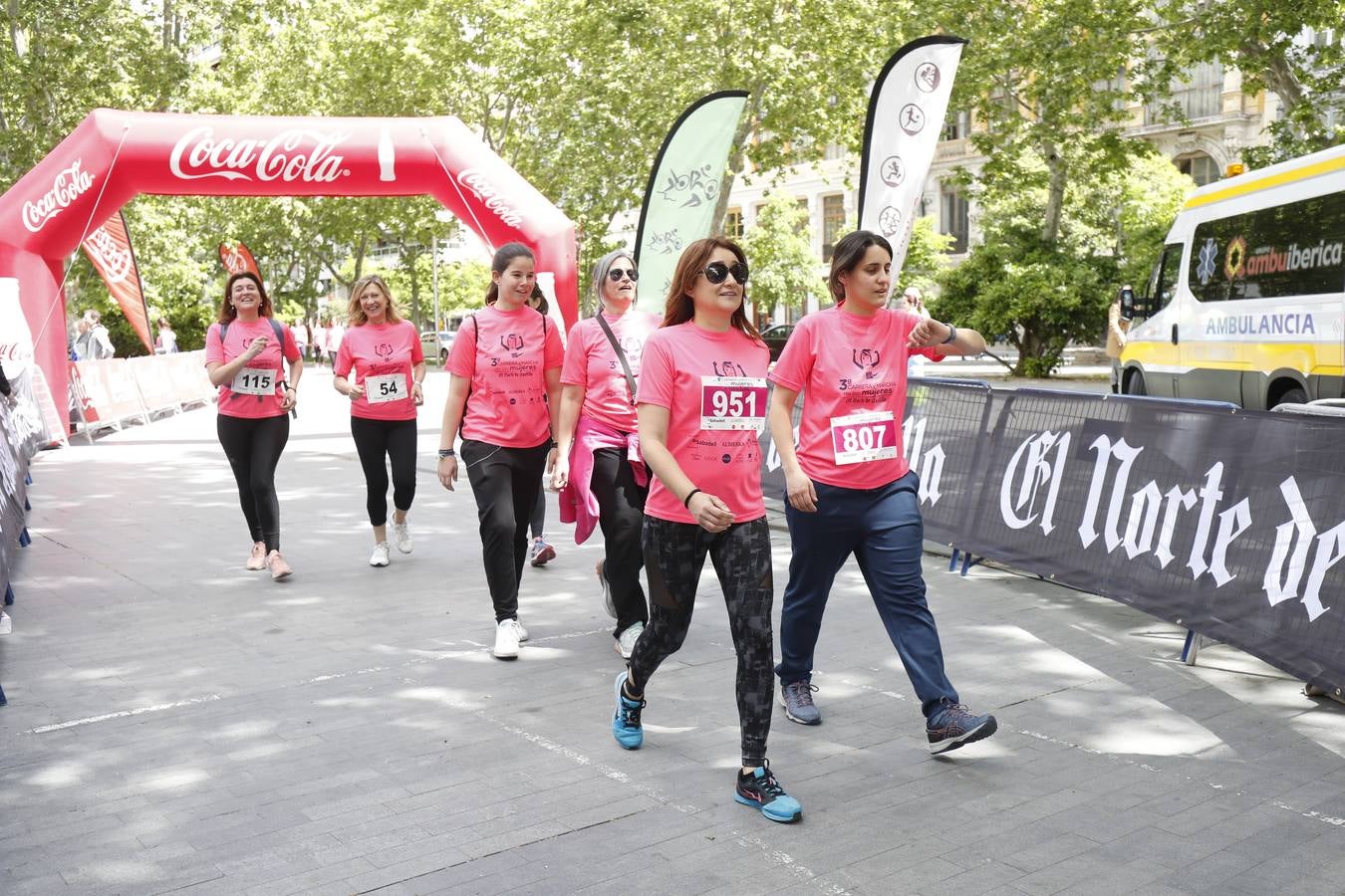 La buena mañana acompañó a las participantes en la Carrera y Marcha de las Mujeres, organizada por El Norte de Castilla. 